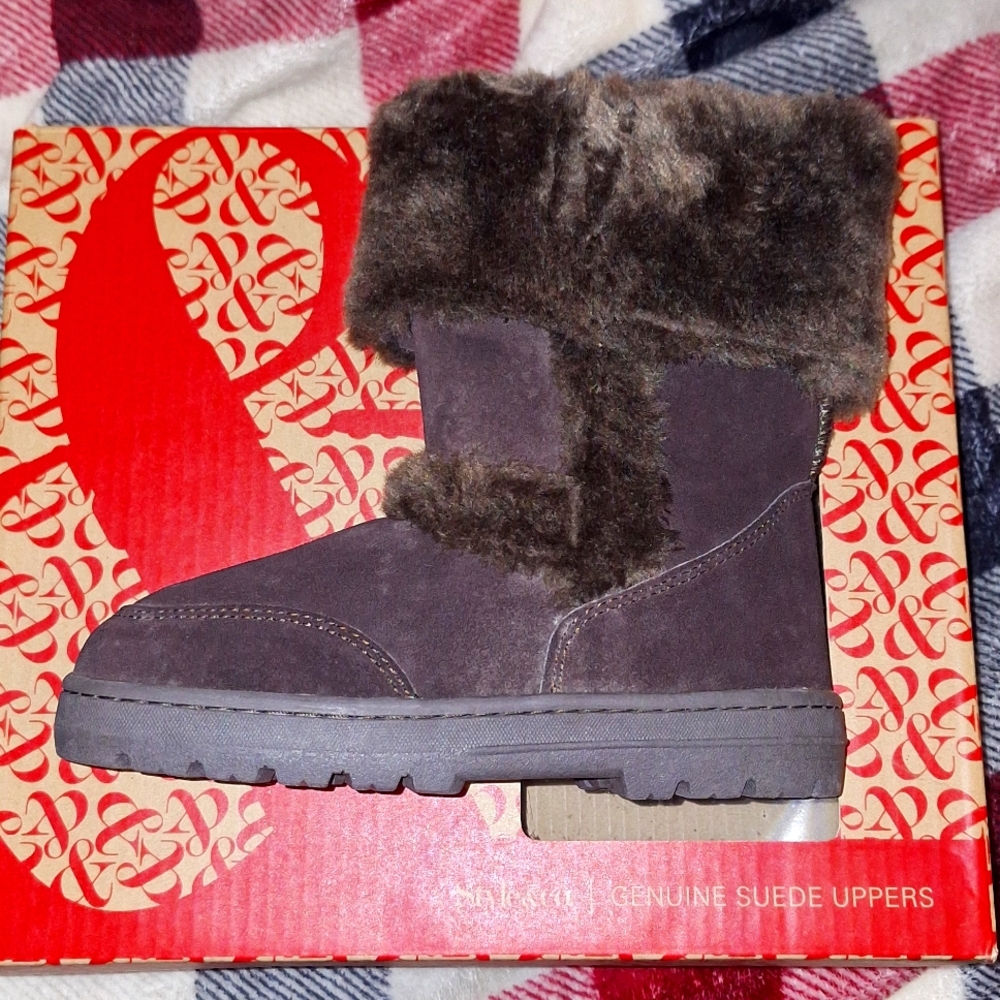 Style & Co dark brown faux fur lined tall boots brand new in box!